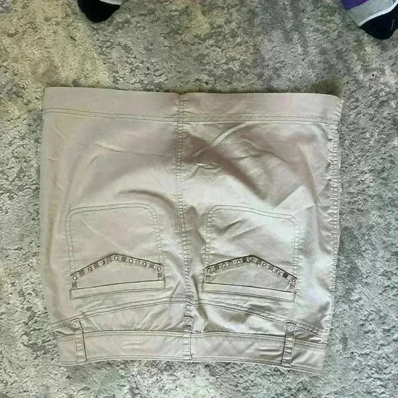 WHBM Skirt Size 6 - Picture 3 of 3